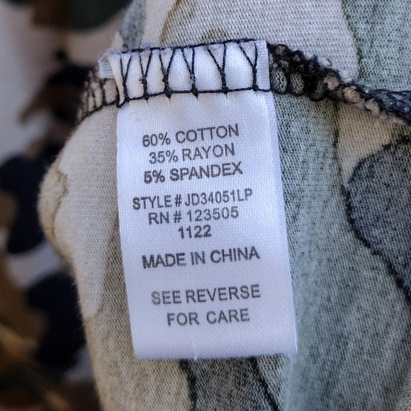 Heart & Hips - Camo Mesh Midi Dress - Picture 15 of 16